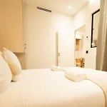 New Luxury & Cozy Apartment - 6P